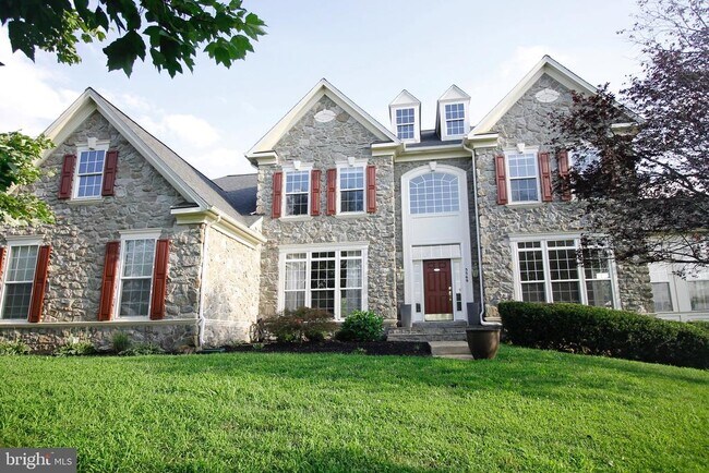 Primary Photo - 5569 Jamisons Farm Dr