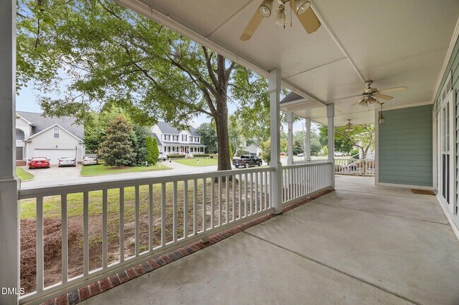 Building Photo - 2837 Tryon Pines Dr