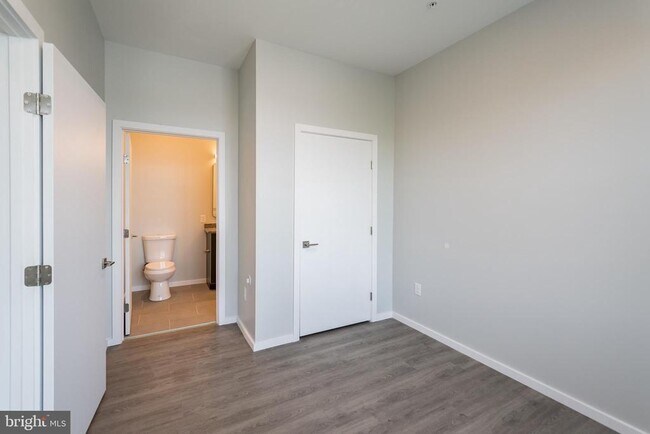 Building Photo - 4124 Haverford Ave
