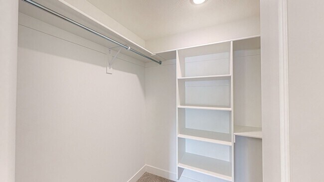 Building Photo - NEW *No Security Deposit Required Upfront!    2024 Townhome With Move In Special!