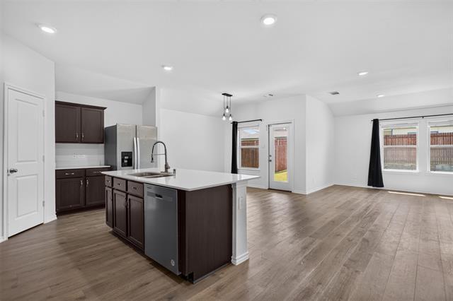 Building Photo - 149 Boxwood Dr
