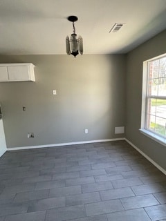 Building Photo - 207 W Parks St