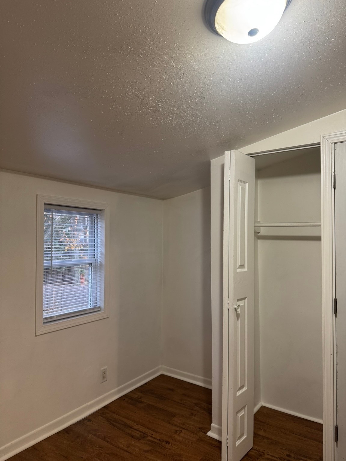 Building Photo - 2937 Sachs St