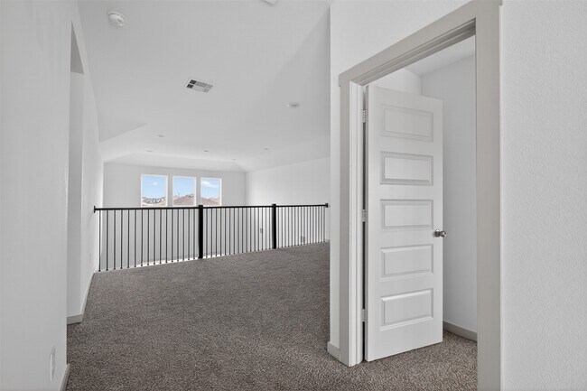 Building Photo - 6823 Amber Clf Ln