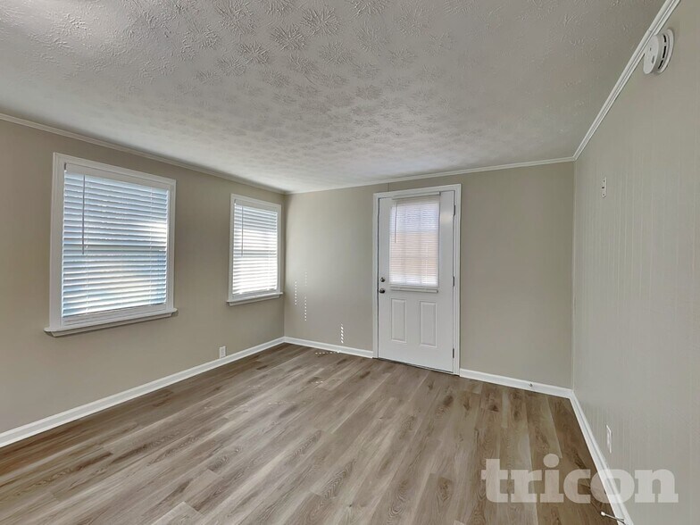 Building Photo - 1507 Upchurch Rd