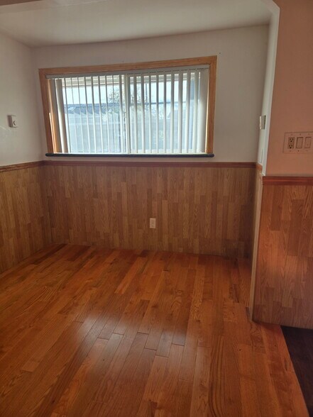 Building Photo - 6740 28th Ave S