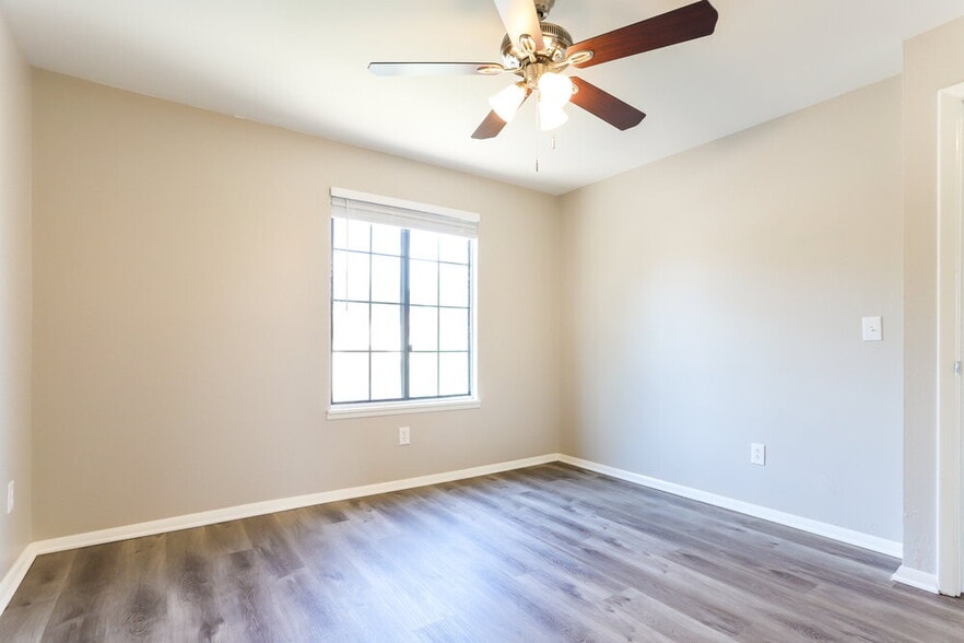 Building Photo - 4842 S Pagosa Way