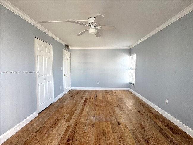 Building Photo - 1300 Alton Rd