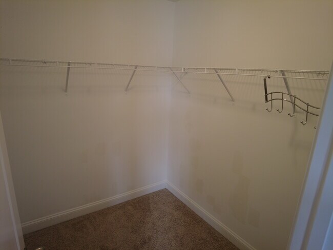Building Photo - 111 Hanover Ct