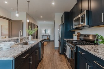 Building Photo - Be the first to Live in the Washington Square Apartments! *MOVE IN SPECIAL*