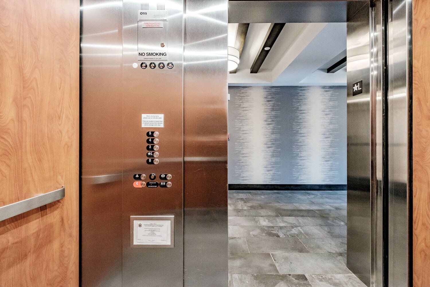 Building Photo - 25 High St