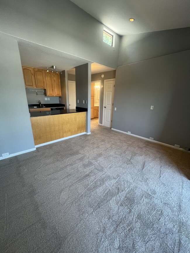 Building Photo - 155 Sharene Ln