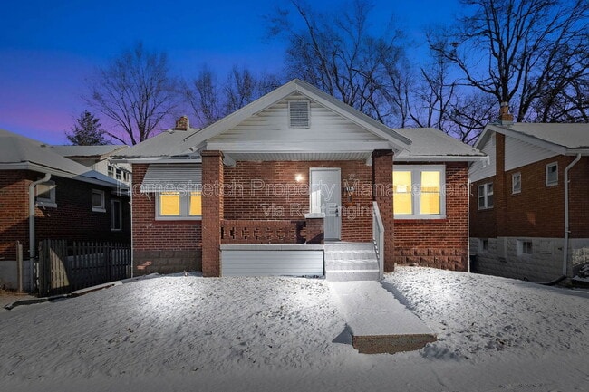 Building Photo - 8129 St Charles Ln