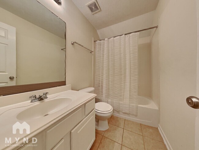 Building Photo - 17934 Barton Ridge Ln