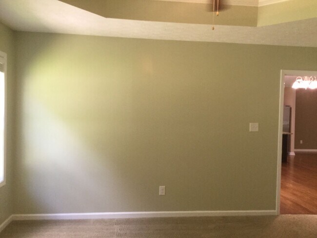 Building Photo - This beautiful home in New Bern