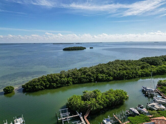 Building Photo - 1593 Pinellas Bayway S