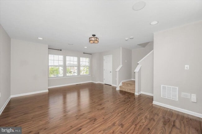 Building Photo - 7 New Gate Ct