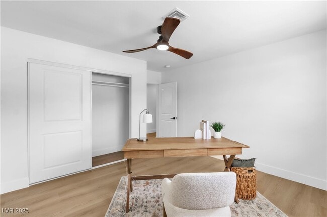 Building Photo - 3485 Shamrock Ave