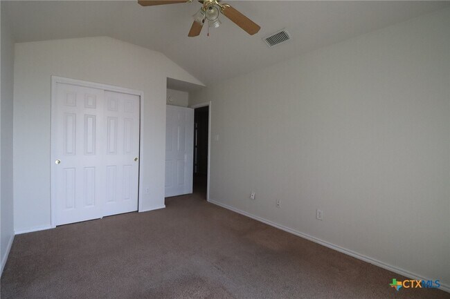 Building Photo - 3803 Lyna Ct