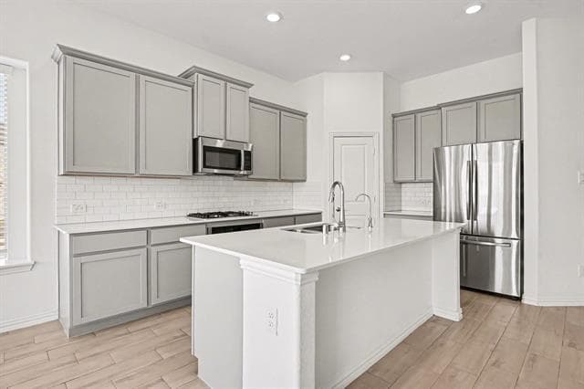 Building Photo - 512 Birch Ave