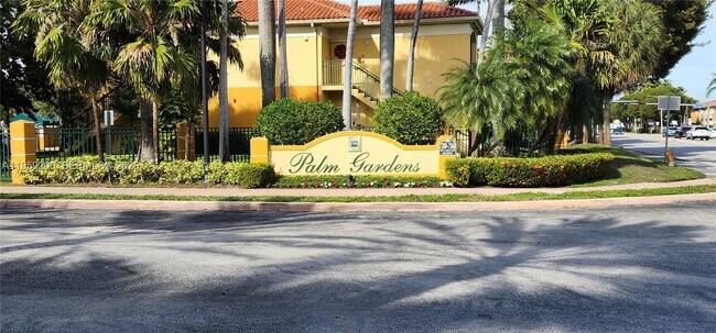 Building Photo - 7360 NW 114th Ave