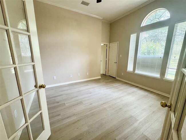 Building Photo - 11711 Canyon Bend Dr