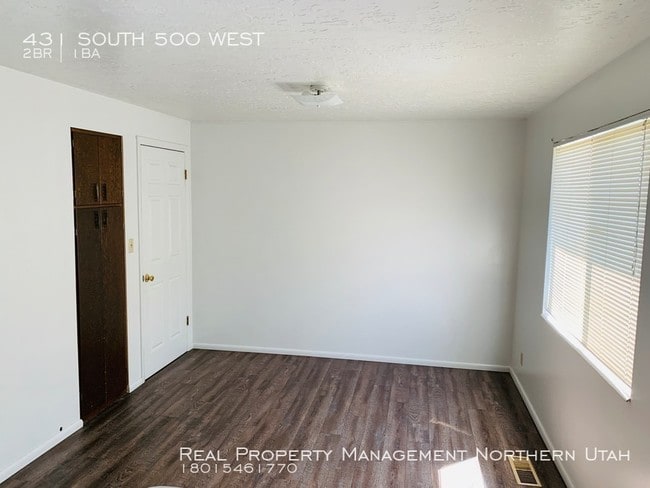 Building Photo - 2 Bedroom 1 Bath Brigham Duplex.