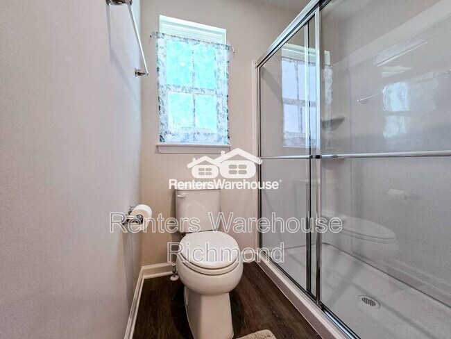 Building Photo - 823 Taylor Grn Wy