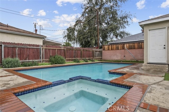 Building Photo - 14423 Sayre St