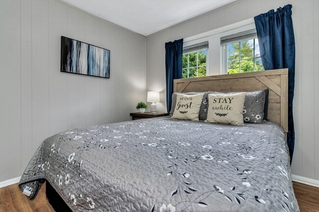 Building Photo - 120 Fountain Way