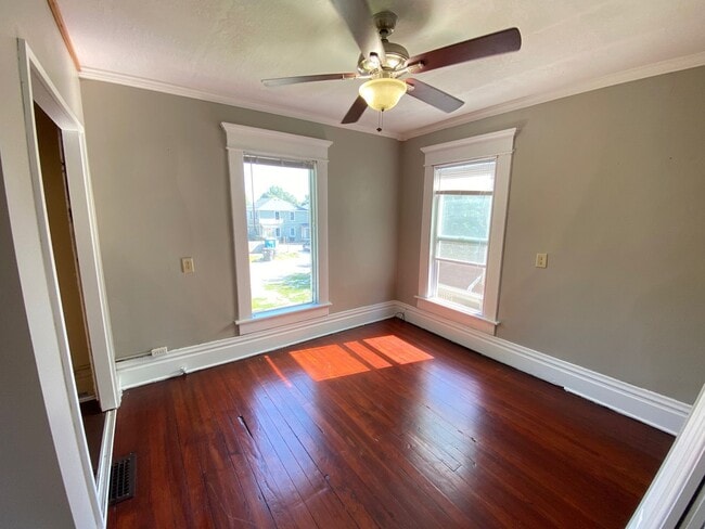 Building Photo - OSU Central Campus Single Family Home! W/ ...