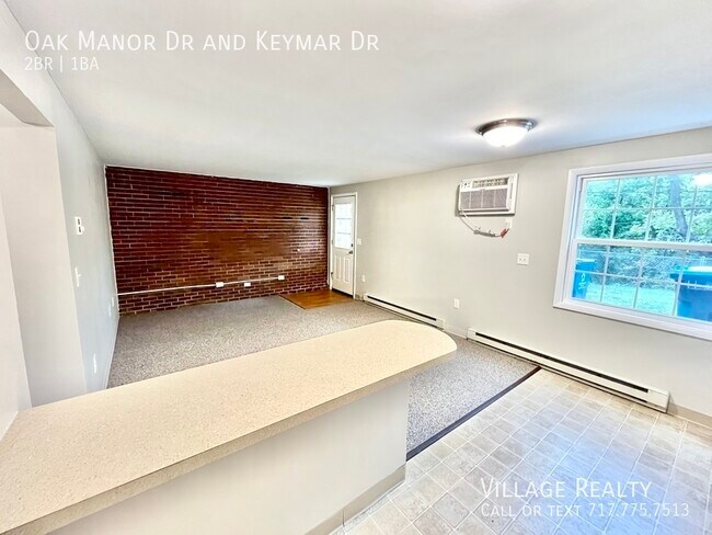 Building Photo - 219 Oak Manor Dr