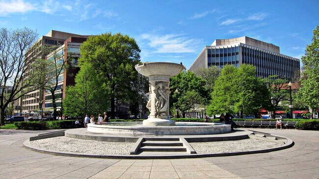 Building Photo - Centrally Located Dupont Circle at the Imperial House 1 Bed in the heart of it all! Utilities inc...