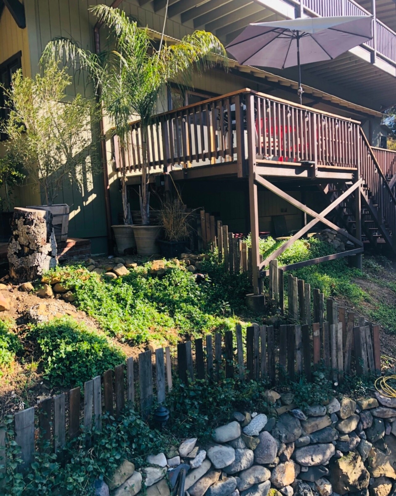 Building Photo - 754 Old Topanga Canyon Rd