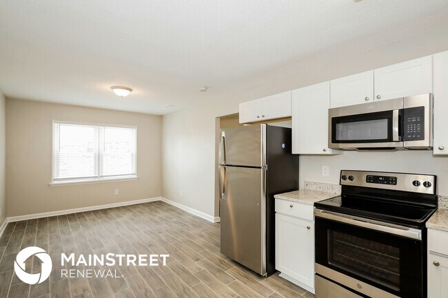 Building Photo - 8013 Hemby Wood Dr