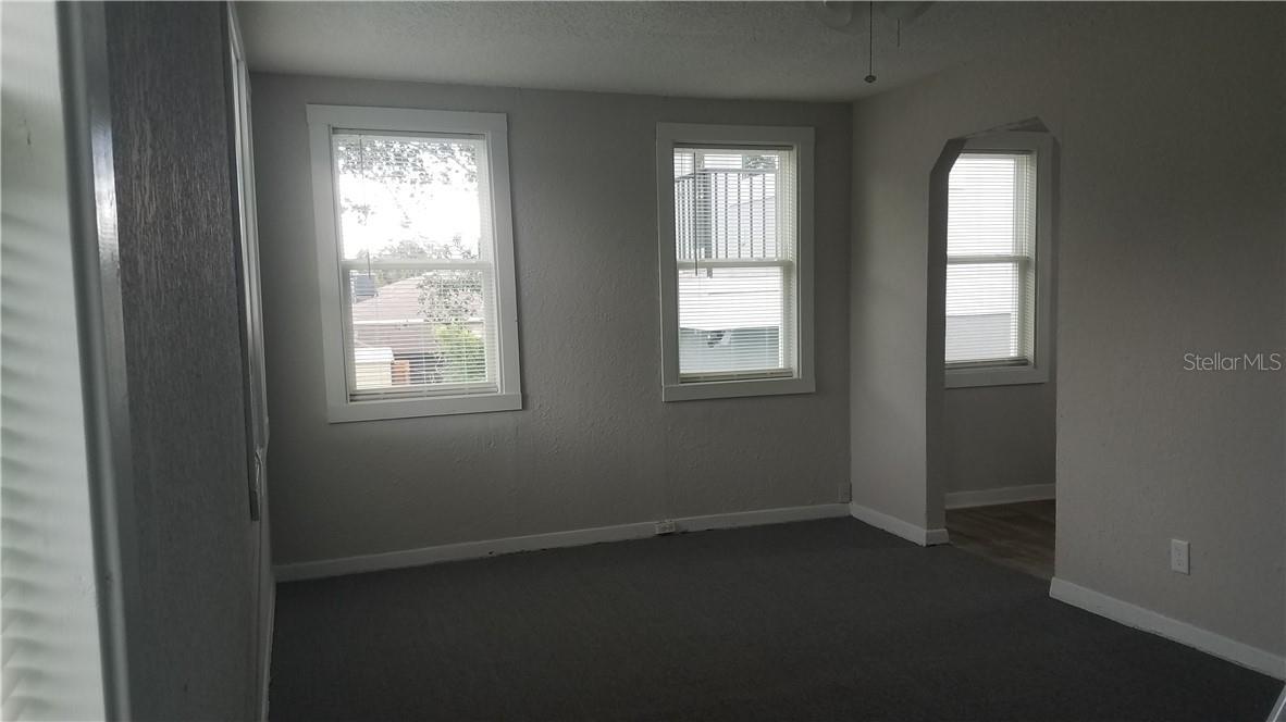 Large Living Area to Kitchen - 2115 W Cass St