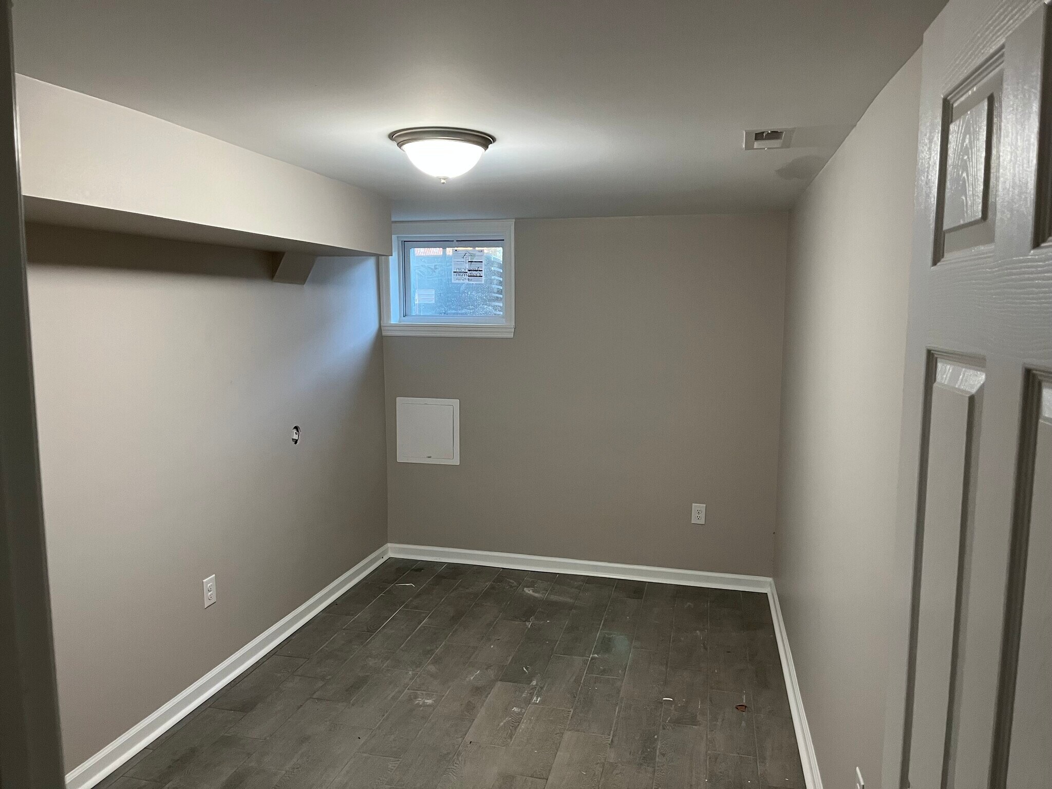 Building Photo - 1151 Myrtle Ave