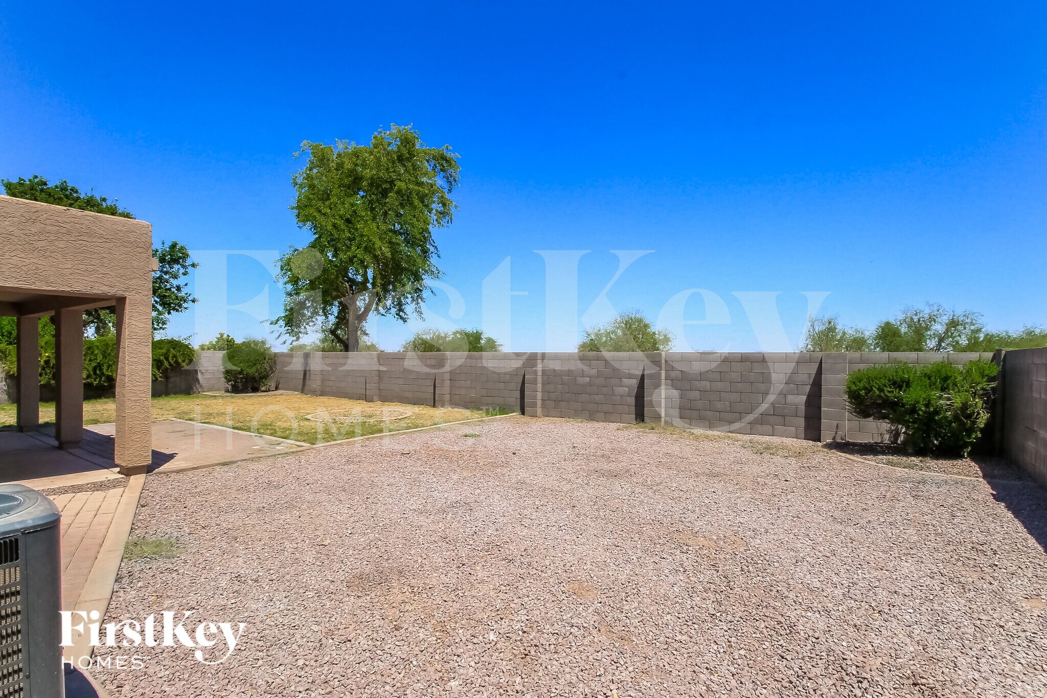 Building Photo - 4082 E Meadow Lark Way