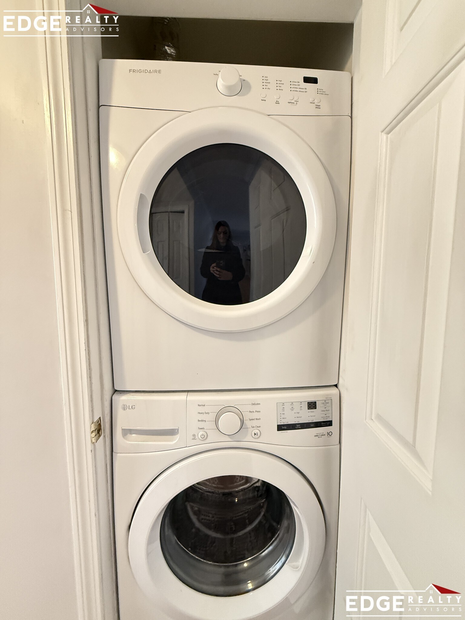 Building Photo - 140 Newton St