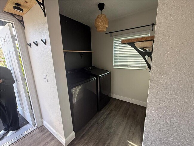 Building Photo - 7312 S Obrien St