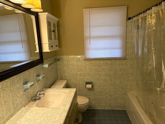 Building Photo - Seeing is believing!