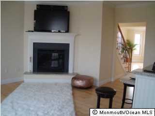 Building Photo - 606 Park Ave