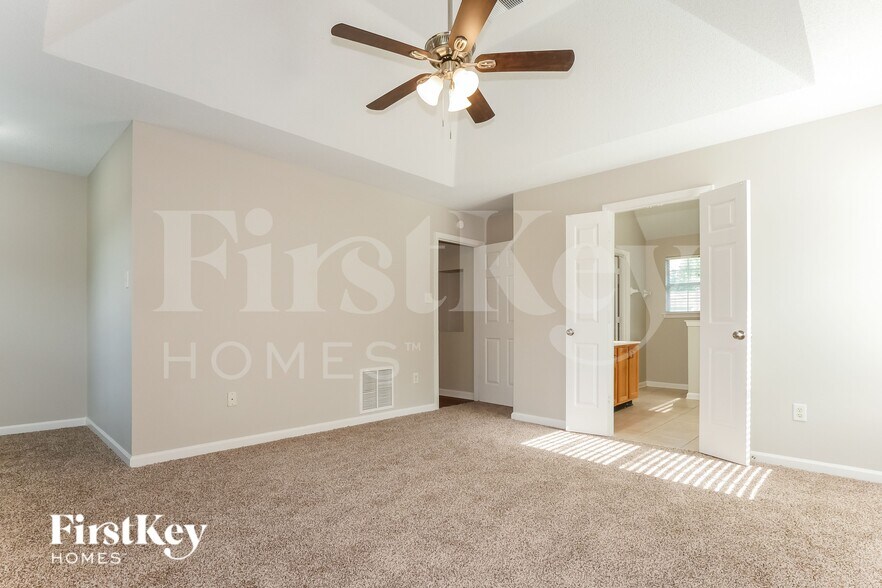 Building Photo - 13629 Hunters Forest Cove