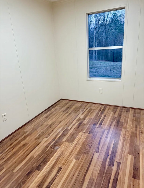 Building Photo - 933 Mt Vernon Rd