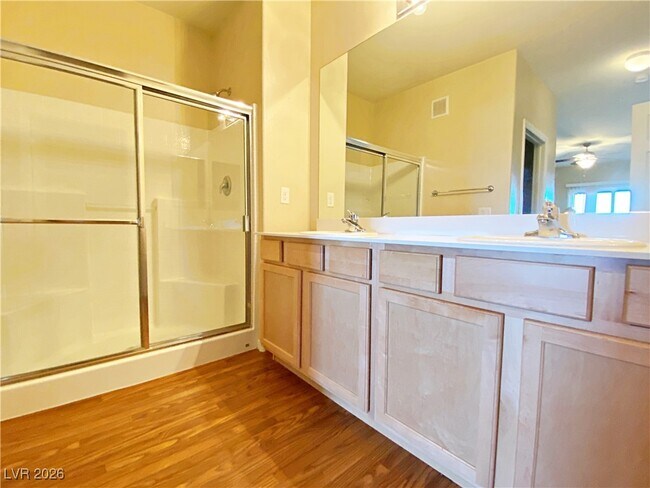 Building Photo - 50 Aura de Blanco St