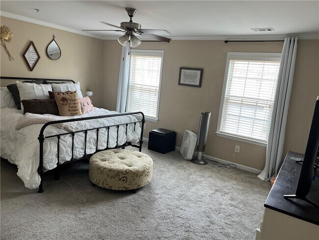 Building Photo - 3338 Castleberry Village Cir