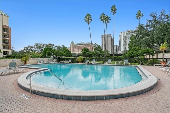 Building Photo - 1000 S Harbour Island Blvd