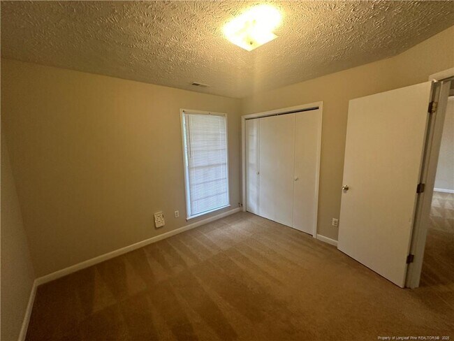 Building Photo - 7850 Penelope Dr