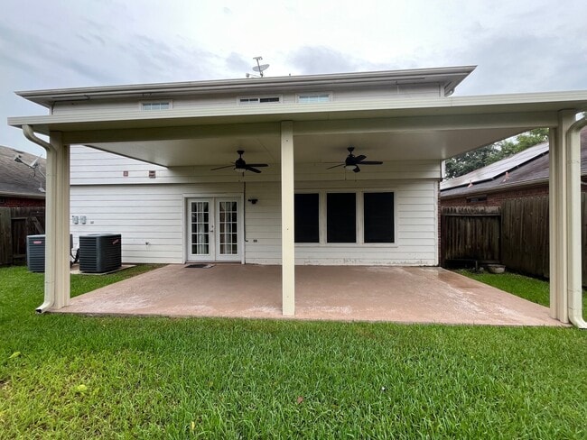 Building Photo - 21119 Brae Point Ct