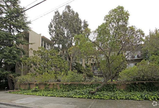 Building Photo - 570 Mira Vista Ave